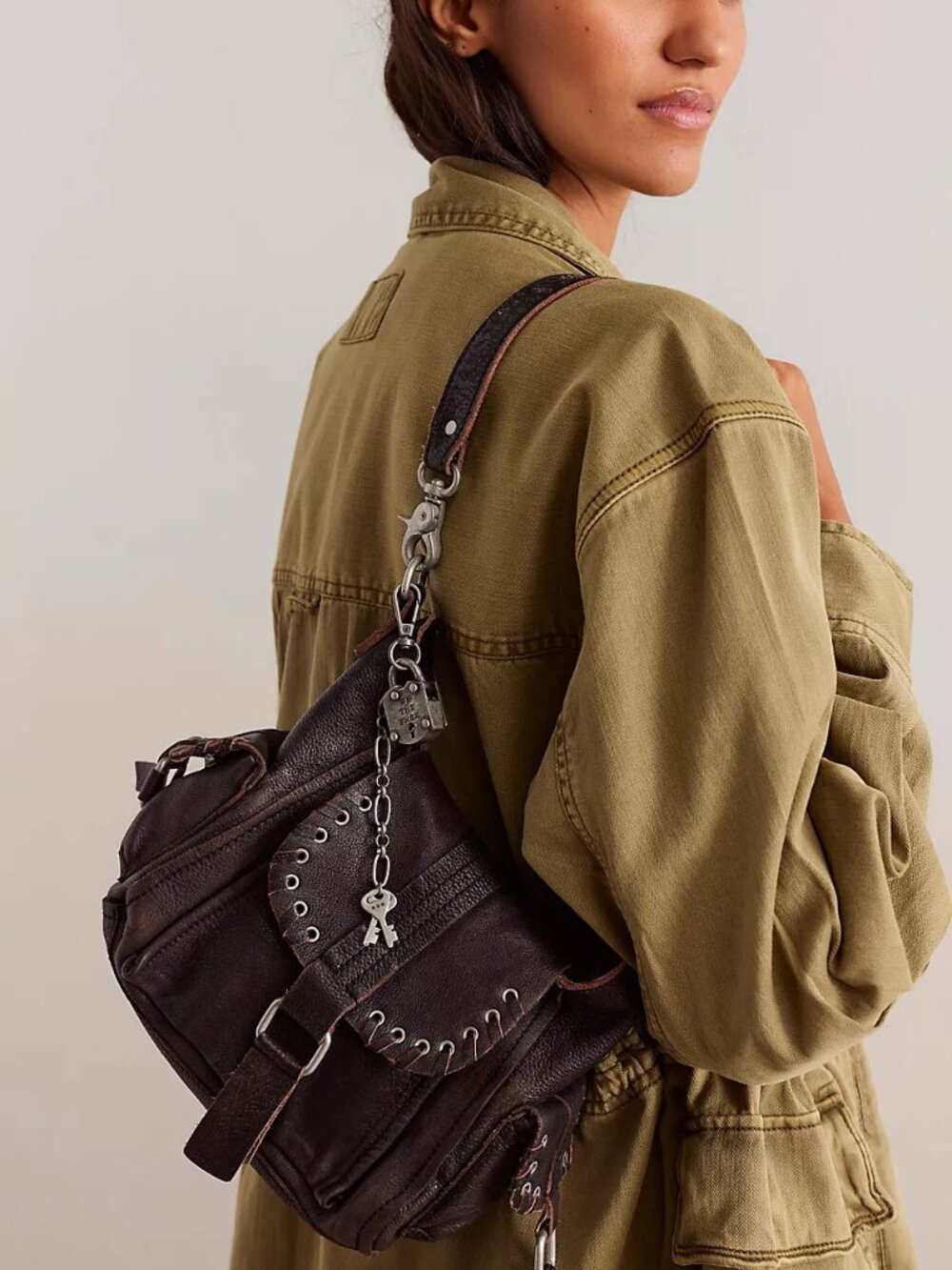 🆕 FREE PEOPLE We The Free Baby Leigh Distressed Tote Bag / Aged Graphite